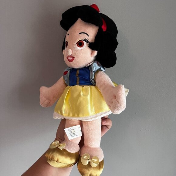 Disney Parks Snow White plush doll 12" - Picture 7 of 7